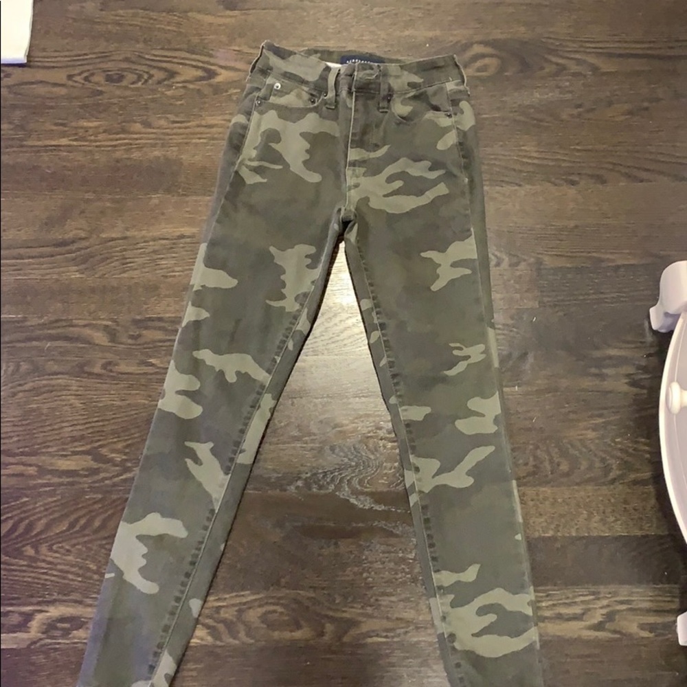 camo jeans